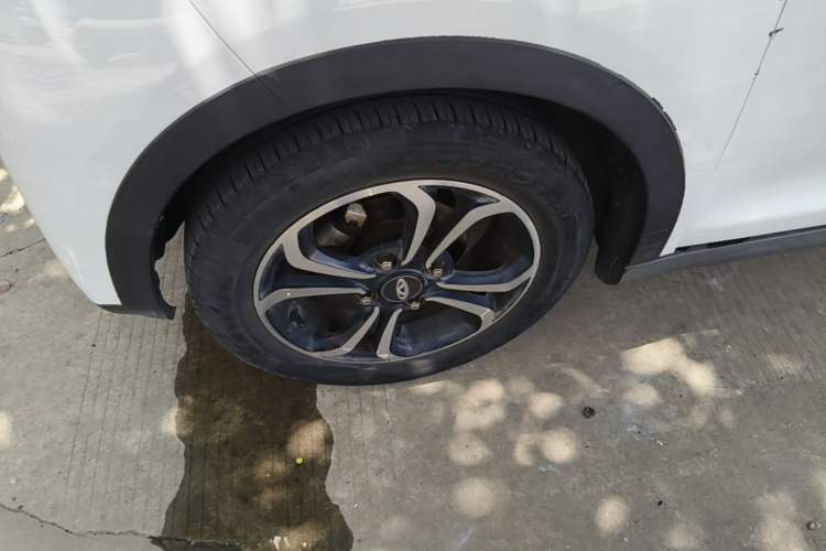 Used Chery QQ Little Ant 2021 150 000 Yuan Ant Fan Edition Ant Cool Version Lithium Iron Phosphate Left Front Wheel Hub