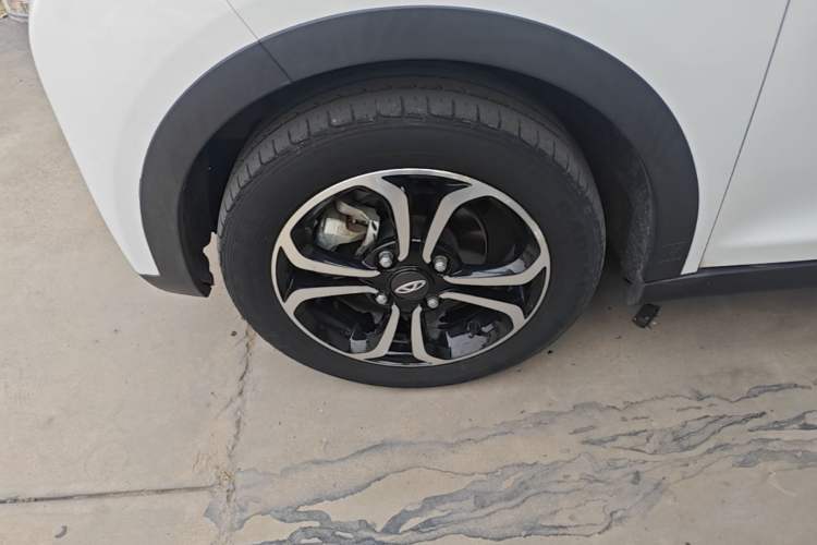 Used Chery QQ Little Ant 2021 150 000 Yuan Ant Fan Edition New Ant Cool Version Lithium Iron Phosphate Left Front Wheel Hub