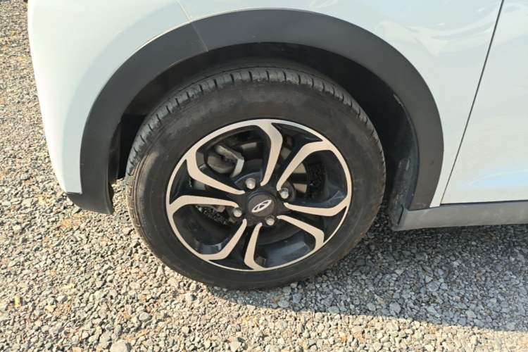 Used Chery QQ Little Ant 2021 150 000 Yuan Ant Fan Edition Ant Cool Version Lithium Iron Phosphate Left Front Wheel Hub