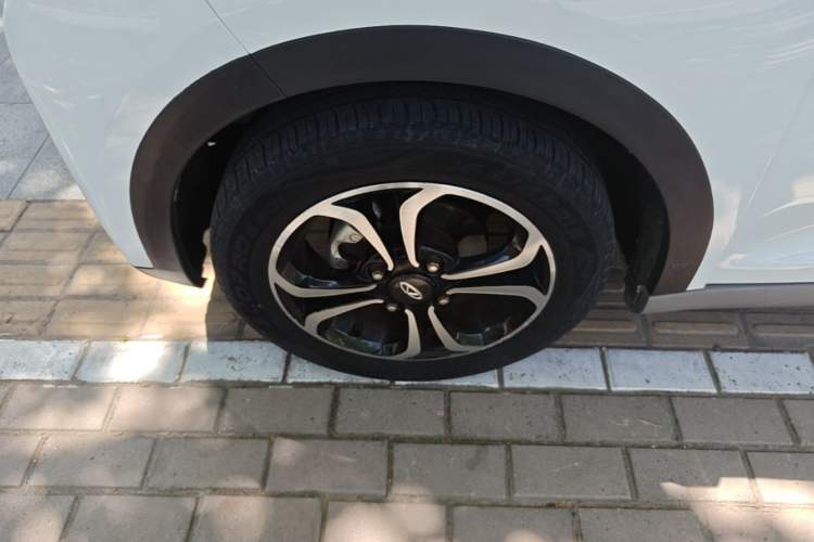 Used Chery QQ Little Ant 2021 150 000 Yuan Ant Fan Edition Ant Cool Version Lithium Iron Phosphate Left Front Wheel Hub