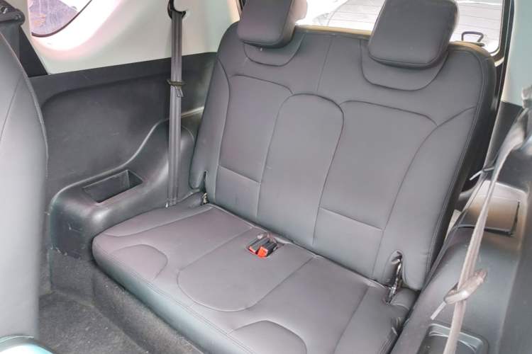 Used Chery QQ Little Ant 2021 200 000-Yuan Ant Fan Edition Talent Version NMC Battery 301 km Left Rear Seat