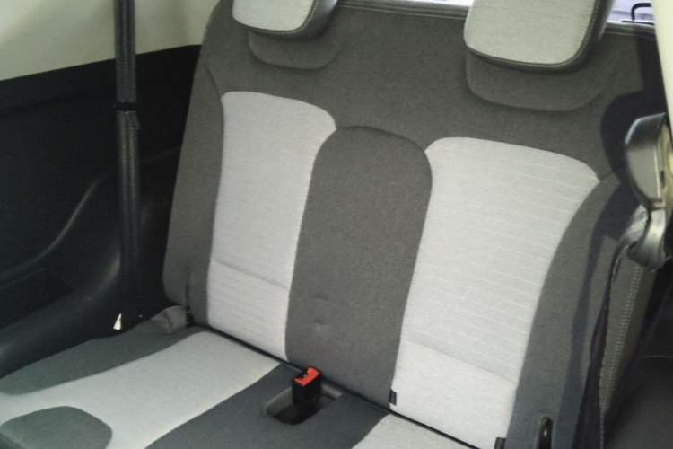 Used Chery QQ Little Ant 2021 150 000 Yuan "Ant Fan" Edition New Ant Cool Version Lithium-Ion Battery Left Rear Seat