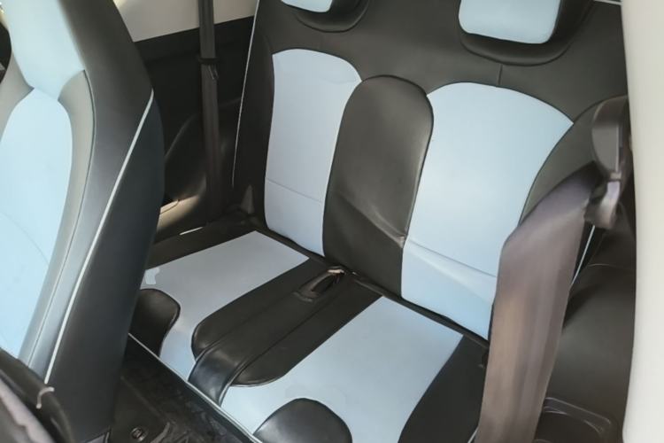Used Chery QQ Little Ant 2021 150 000 Yuan Ant Fan Edition Ant Trend Version Lithium-Ion Battery Left Rear Seat