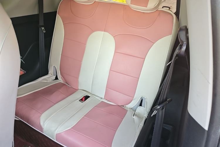 Used Chery QQ Little Ant 2021 200 000-Yuan Ant Fan Edition Talent Version NMC Battery 301 km Left Rear Seat