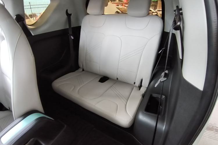 Used Chery QQ Little Ant 2021 200 000-Yuan Ant Fan Edition Talent Version Lithium Iron Phosphate 301 km Left Rear Seat