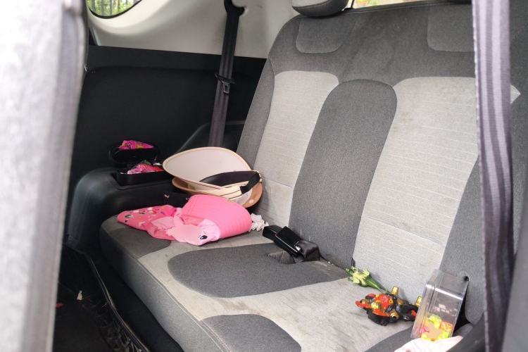 Used Chery QQ Little Ant 2021 150 000 Yuan Ant Fan Edition New Ant Cool Version Lithium Iron Phosphate Left Rear Seat