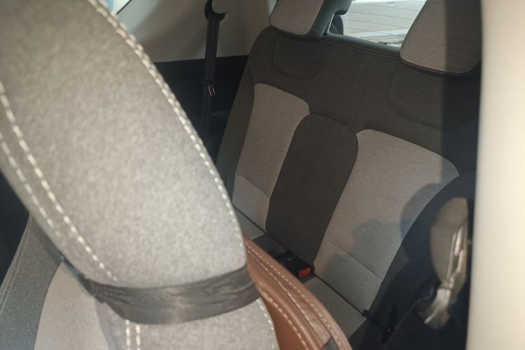 Used Chery QQ Little Ant 2021 150 000 Yuan "Ant Fan" Edition Ant Cool Version with Ternary Lithium Left Rear Seat