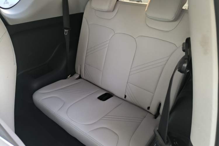Used Chery QQ Little Ant 2021 200 000-Yuan Ant Fan Edition Talent Version NMC Battery 301 km Left Rear Seat