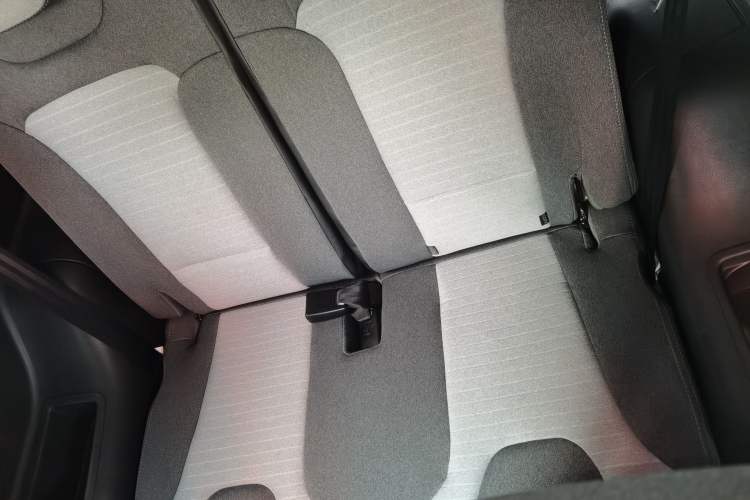 Used Chery QQ Little Ant 2021 150 000 Yuan "Ant Fan" Edition Ant Cool Version with Ternary Lithium Left Rear Seat