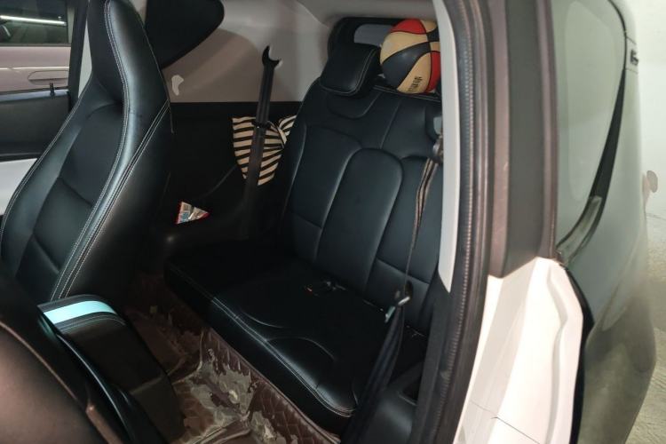 Used Chery QQ Little Ant 2021 200 000 Yuan "Ant Fan" Edition Energized Version NMC Lithium Battery 301 km Left Rear Seat