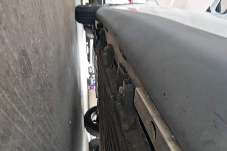 Used Chery QQ Little Ant 2021 150 000 Yuan "Ant Fan" Edition New Ant Cool Version Lithium-Ion Battery Left Side Sill