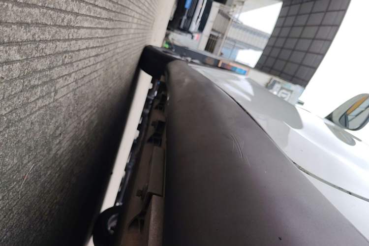 Used Chery QQ Little Ant 2021 200 000-Yuan Ant Fan Edition Talent Version NMC Battery 301 km Left Side Sill