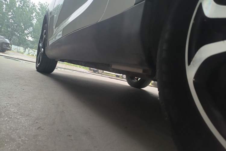 Used Chery QQ Little Ant 2021 150 000 Yuan "Ant Fan" Edition New Ant Xuan Version Lithium-NMC Battery Left Side Sill