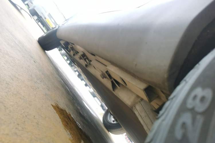 Used Chery QQ Little Ant 2021 200 000-Yuan Ant Fan Edition Talent Version Lithium Iron Phosphate 301 km Left Side Sill