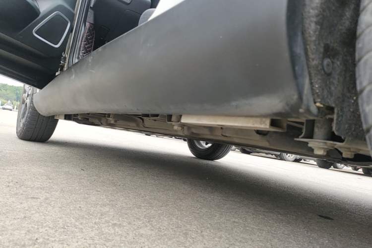 Used Chery QQ Little Ant 2021 150 000 Yuan Ant Fan Edition Ant Stylish Version Lithium-Ion Battery Left Side Sill