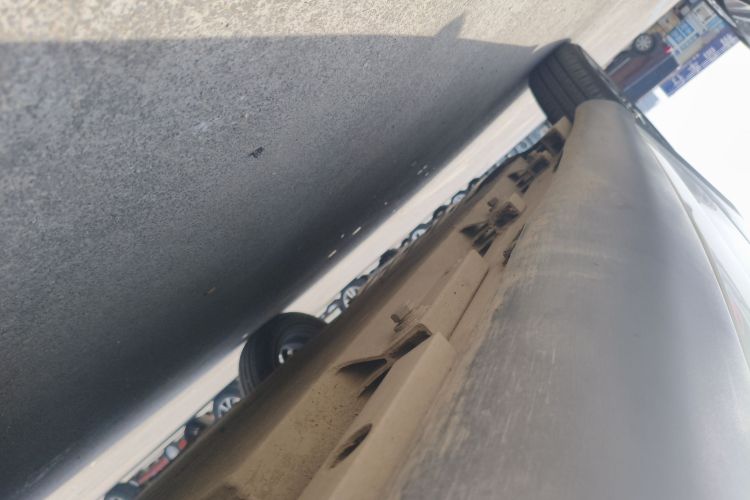 Used Chery QQ Little Ant 2021 150 000 Yuan Ant Fan Edition Ant Trend Version Lithium-Ion Battery Left Side Sill