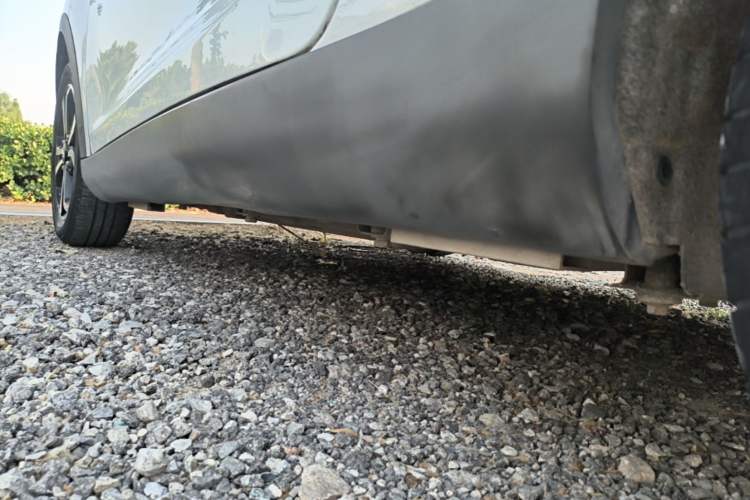Used Chery QQ Little Ant 2021 200 000-Yuan Ant Fan Edition Talent Version NMC Battery 301 km Left Side Sill