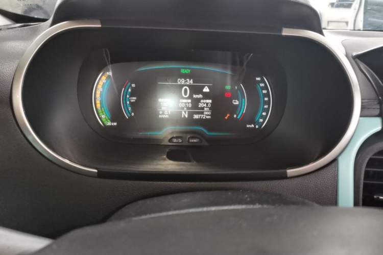 Used Chery QQ Little Ant 2021 150 000 Yuan Ant Fan Edition Ant Stylish Version Lithium Iron Phosphate Odometer Close Up
