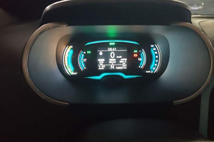 Used Chery QQ Little Ant 2021 200 000-Yuan Ant Fan Edition Oxygen Version Lithium-Ion Battery 301 km Odometer Close Up