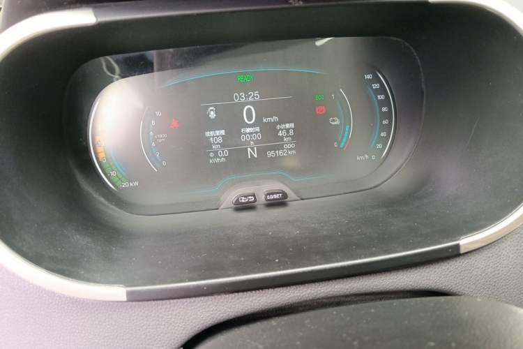 Used Chery QQ Little Ant 2021 200 000-Yuan Ant Fan Edition Energized Version Lithium Iron Phosphate 301 km Odometer Close Up