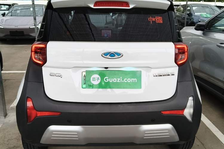 Used Chery QQ Little Ant 2021 150 000 Yuan "Ant Fan" Edition New Ant Cool Version Lithium-Ion Battery Rear