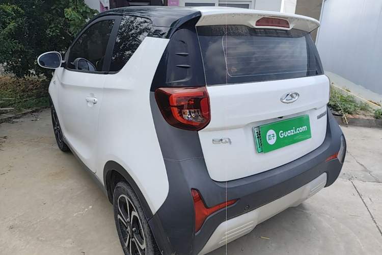 Used Chery QQ Little Ant 2021 200 000-Yuan Ant Fan Edition Talent Version NMC Battery 301 km Rear Left 45 Deg