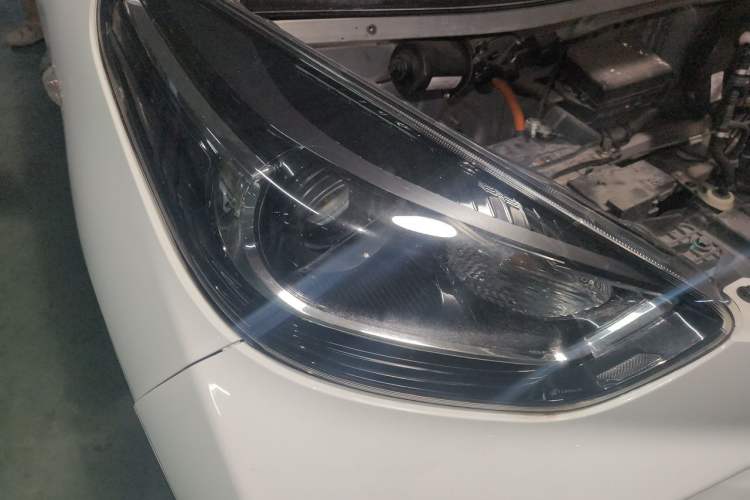 Used Chery QQ Little Ant 2021 150 000 Yuan Ant Fan Edition New Ant Cool Version Lithium Iron Phosphate Right Front Headlight