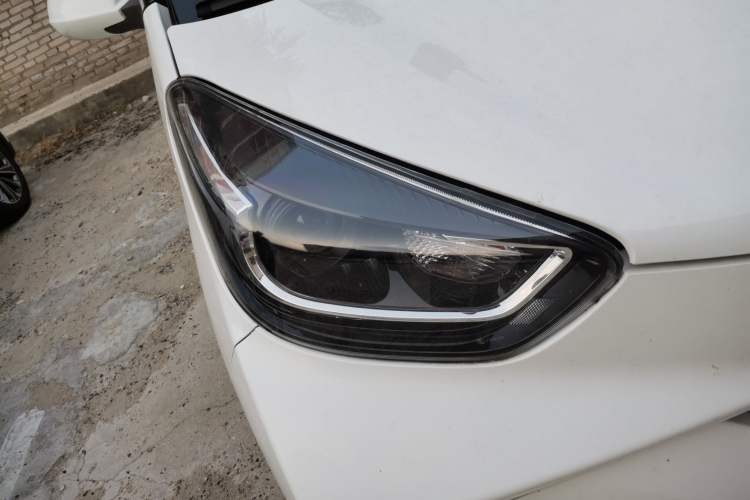 Used Chery QQ Little Ant 2021 Revised Version 150 000 Yuan Ant Fan Edition New Ant Cool Edition Lithium Iron Phosphate Right Front Headlight