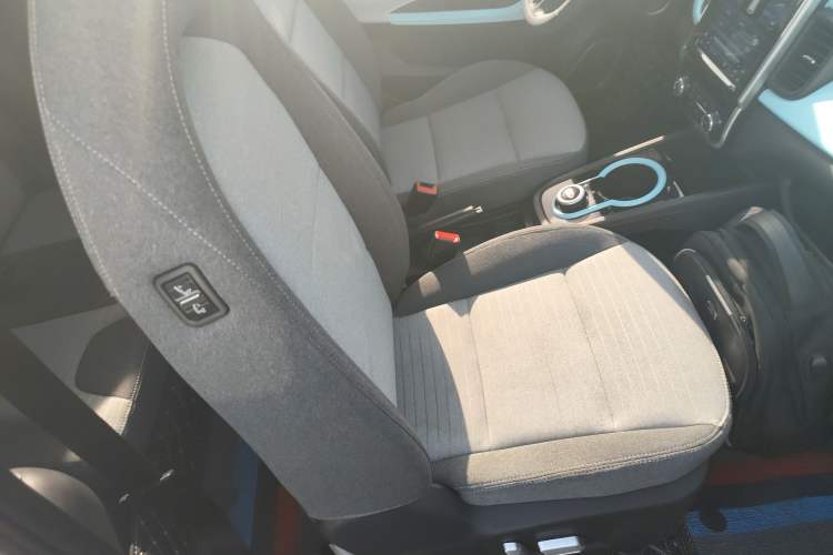 Used Chery QQ Little Ant 2021 150 000 Yuan Ant Fan Edition Ant Trend Version Lithium Iron Phosphate Right Front Seat