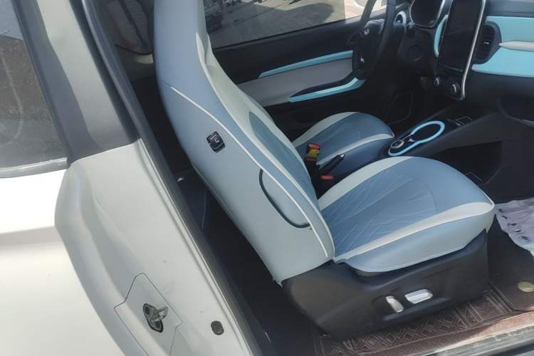 Used Chery QQ Little Ant 2021 Revised Version 150 000 Yuan Ant Fan Edition Ant Tide Version Lithium Iron Phosphate Right Front Seat