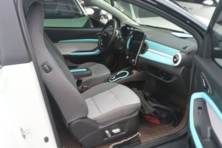 Used Chery QQ Little Ant 2021 150 000 Yuan "Ant Fan" Edition New Ant Xuan Version Lithium-NMC Battery Right Front Seat
