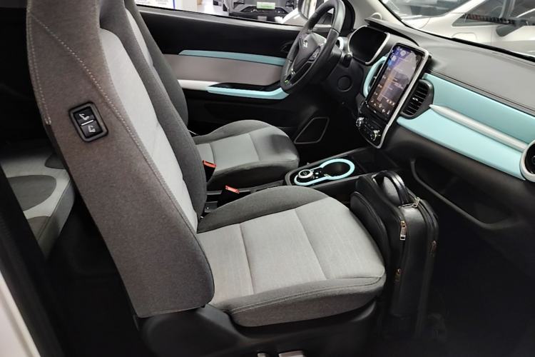 Used Chery QQ Little Ant 2021 150 000 Yuan Ant Fan Edition Ant Stylish Version Lithium-Ion Battery Right Front Seat