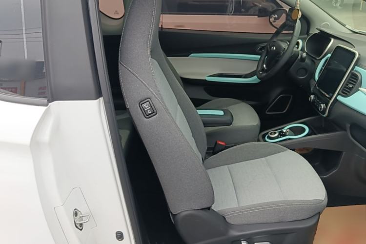Used Chery QQ Little Ant 2021 150 000 Yuan Ant Fan Edition Ant Stylish Version Lithium-Ion Battery Right Front Seat