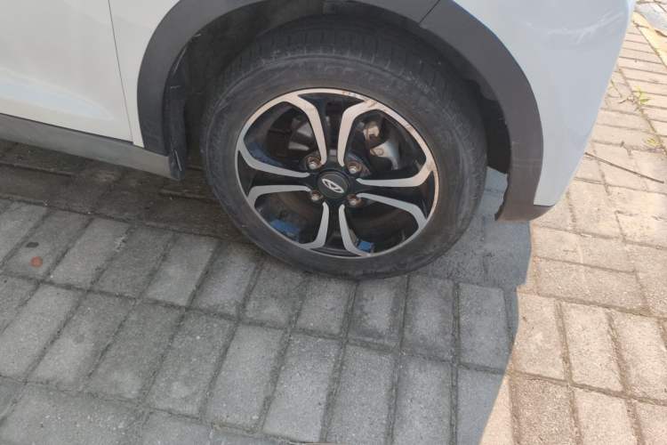 Used Chery QQ Little Ant 2021 150 000 Yuan "Ant Fan" Edition Ant Cool Version with Ternary Lithium Right Front Wheel Hub