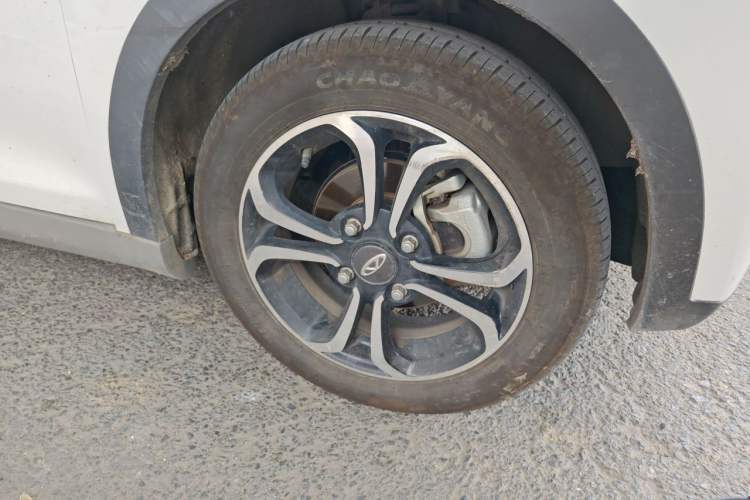 Used Chery QQ Little Ant 2021 Revised Version 150 000 Yuan Ant Fan Edition New Ant Cool Edition Lithium Iron Phosphate Right Front Wheel Hub