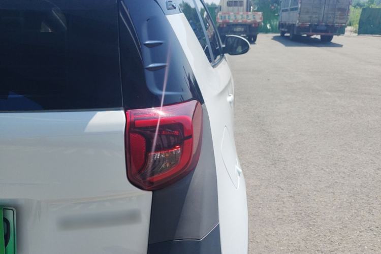 Used Chery QQ Little Ant 2021 200 000-Yuan Ant Fan Edition Talent Version NMC Battery 301 km Right Rear Taillight