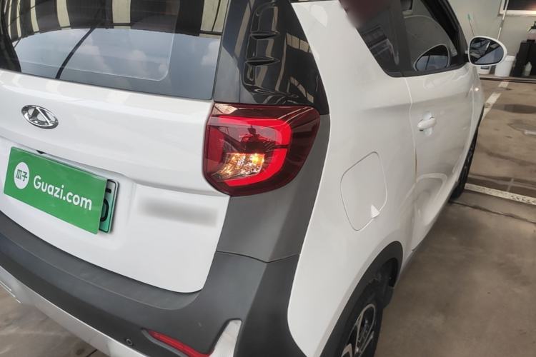 Used Chery QQ Little Ant 2021 200 000-Yuan Ant Fan Edition Talent Version NMC Battery 301 km Right Rear Taillight
