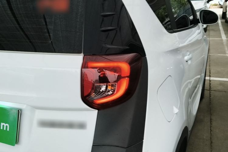 Used Chery QQ Little Ant 2021 150 000 Yuan "Ant Fan" Edition New Ant Cool Version Lithium-Ion Battery Right Rear Taillight