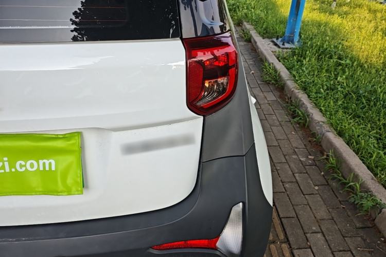Used Chery QQ Little Ant 2021 200 000-Yuan Ant Fan Edition Talent Version NMC Battery 301 km Right Rear Taillight