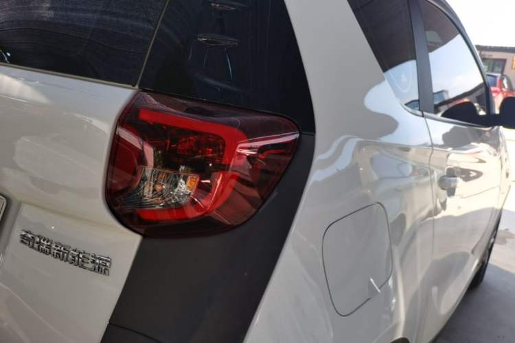 Used Chery QQ Little Ant 2021 150 000 Yuan "Ant Fan" Edition New Ant Xuan Version Lithium-NMC Battery Right Rear Taillight