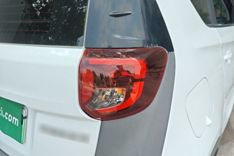 Used Chery QQ Little Ant 2021 200 000-Yuan Ant Fan Edition Talent Version NMC Battery 301 km Right Rear Taillight