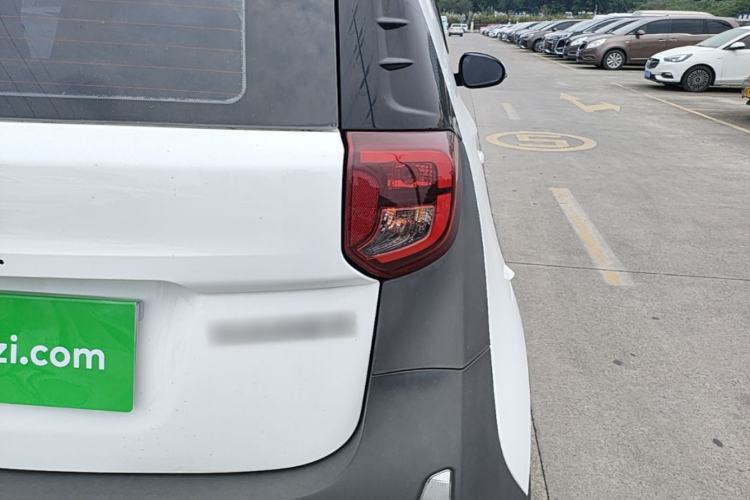 Used Chery QQ Little Ant 2021 150 000 Yuan Ant Fan Edition Ant Stylish Version Lithium-Ion Battery Right Rear Taillight
