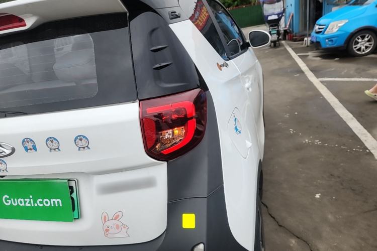 Used Chery QQ Little Ant 2021 200 000-Yuan Ant Fan Edition Talent Version NMC Battery 301 km Right Rear Taillight