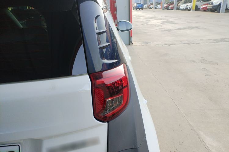 Used Chery QQ Little Ant 2021 150 000 Yuan Ant Fan Edition Ant Cool Version Lithium Iron Phosphate Right Rear Taillight