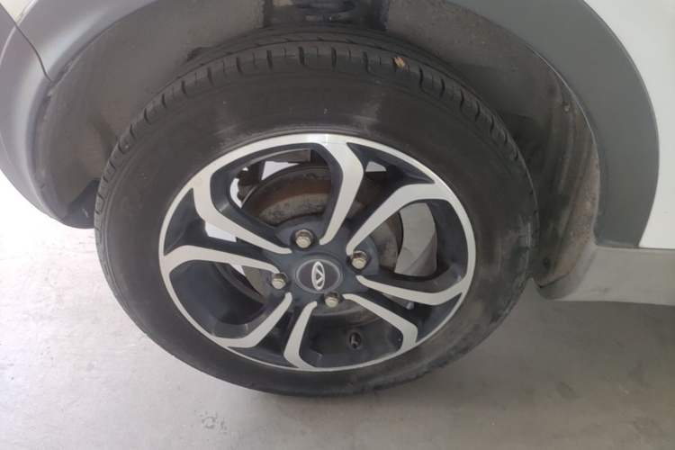 Used Chery QQ Little Ant 2021 150 000 Yuan Ant Fan Edition New Ant Cool Version Lithium Iron Phosphate Right Rear Wheel Hub