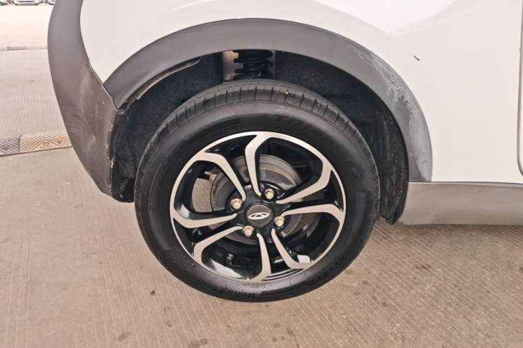 Used Chery QQ Little Ant 2021 150 000 Yuan "Ant Fan" Edition New Ant Cool Version Lithium-Ion Battery Right Rear Wheel Hub