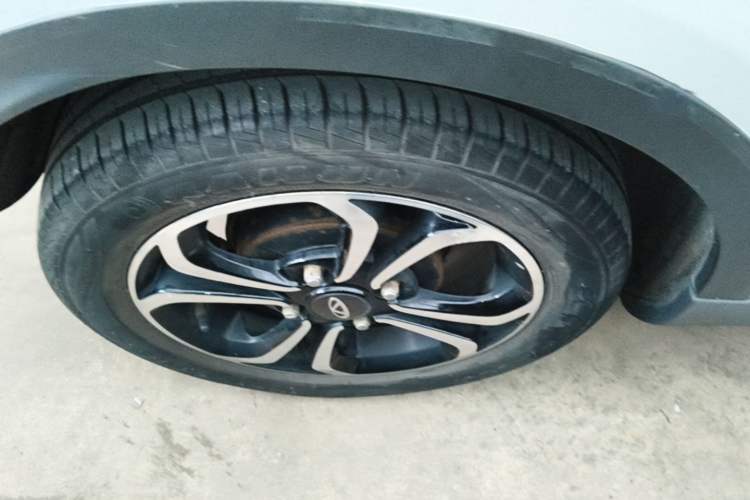 Used Chery QQ Little Ant 2021 150 000 Yuan "Ant Fan" Edition New Ant Cool Version Lithium-Ion Battery Right Rear Wheel Hub