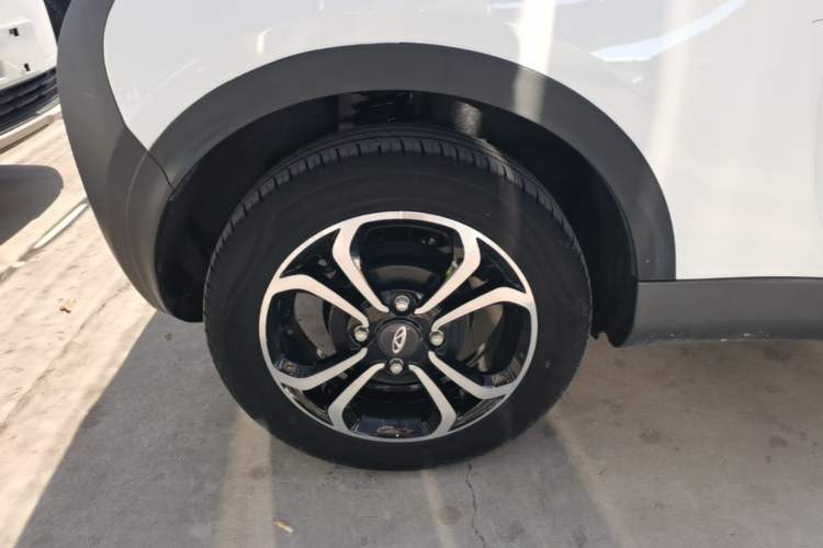 Used Chery QQ Little Ant 2021 150 000 Yuan "Ant Fan" Edition New Ant Xuan Version Lithium-NMC Battery Right Rear Wheel Hub