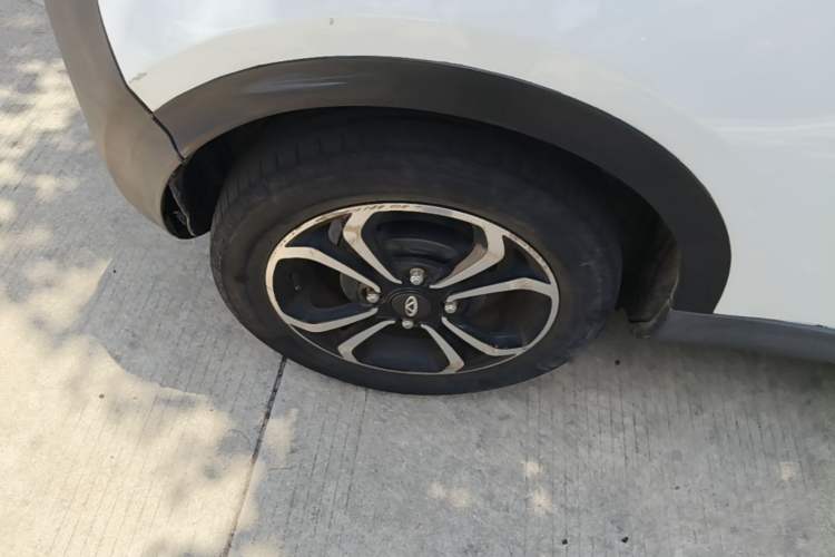 Used Chery QQ Little Ant 2021 150 000 Yuan Ant Fan Edition Ant Cool Version Lithium Iron Phosphate Right Rear Wheel Hub