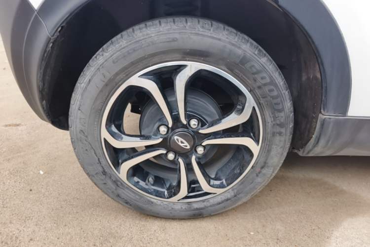 Used Chery QQ Little Ant 2021 150 000 Yuan Ant Fan Edition New Ant Cool Version Lithium Iron Phosphate Right Rear Wheel Hub